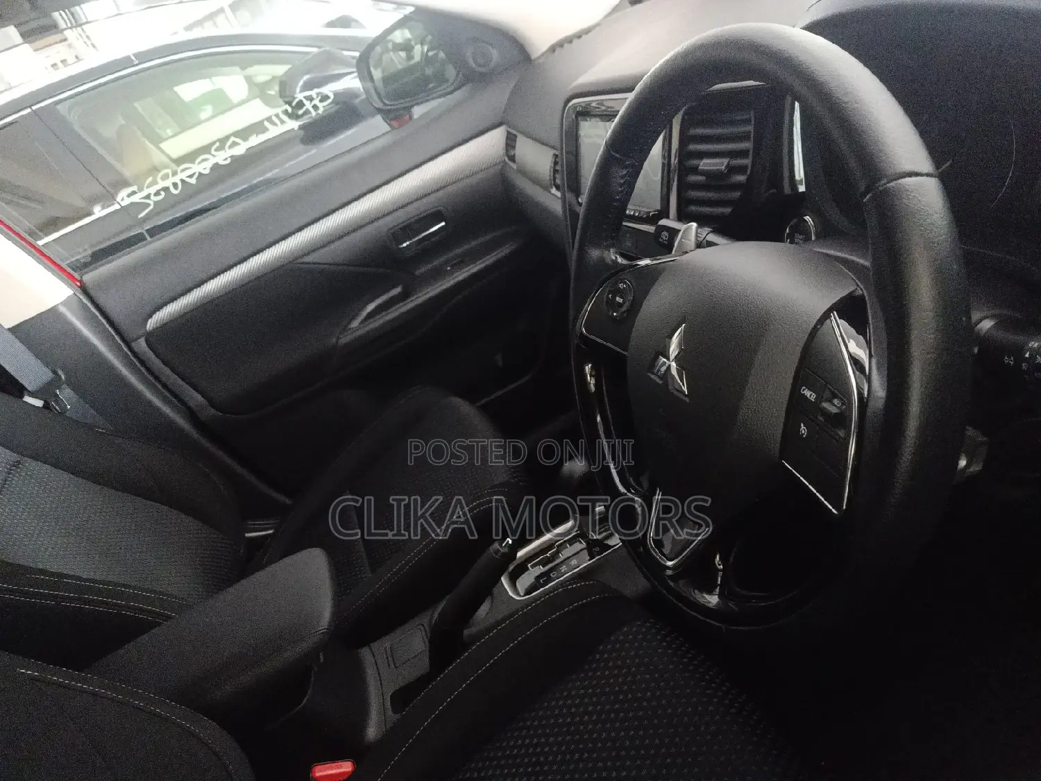 Mitsubishi Outlander 2016 Red