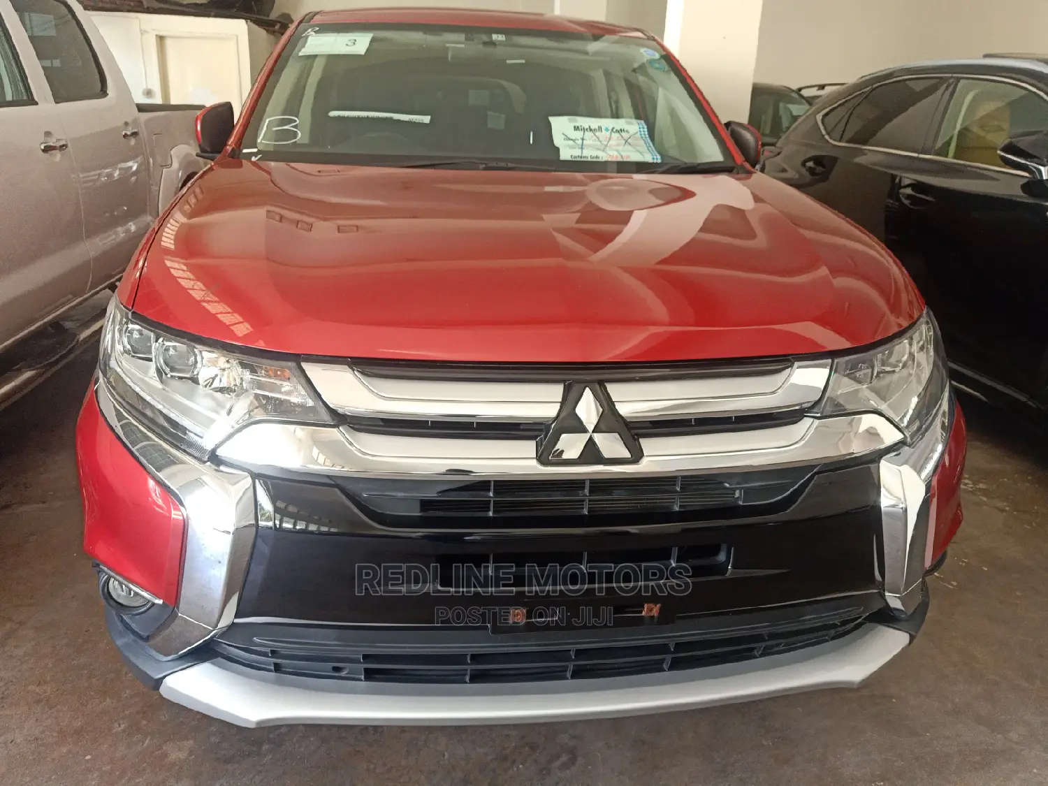 Mitsubishi Outlander 2016 Red