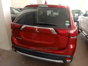 Mitsubishi Outlander 2016 Red