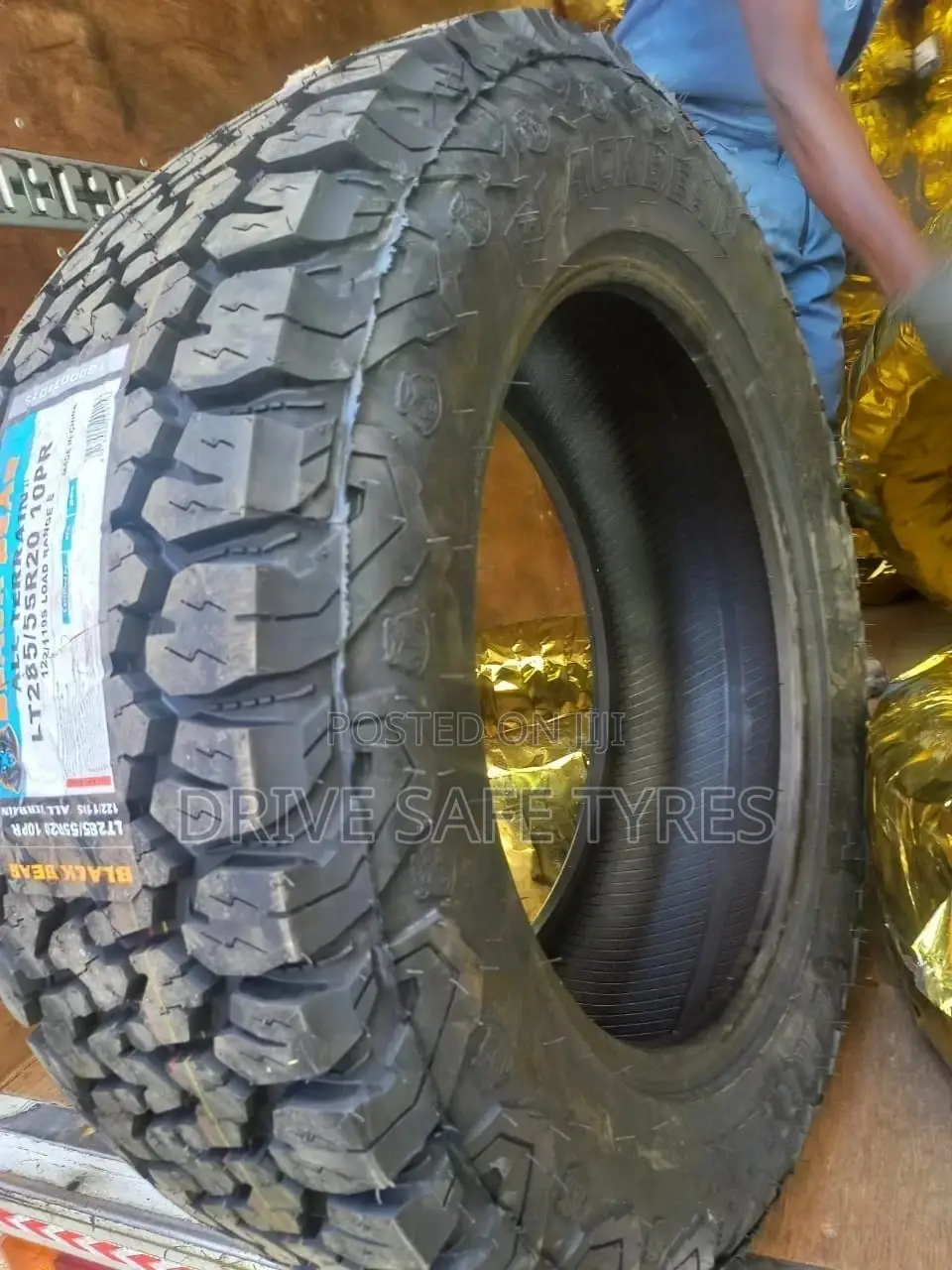 285/55 R 20 Black Bear Tyre A/T
