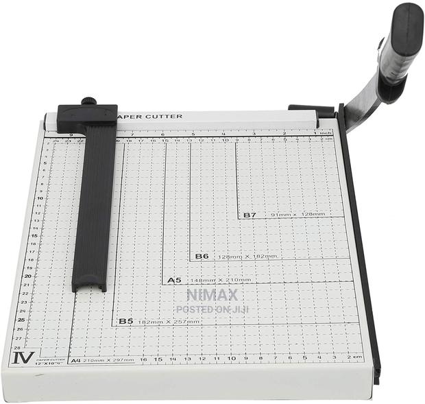 Paper Cutter Metal A4 and A3 Size Heavyduty - thumbnail 3