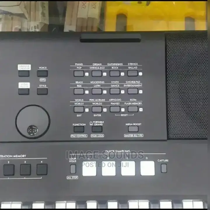 Yamaha PSR-E473