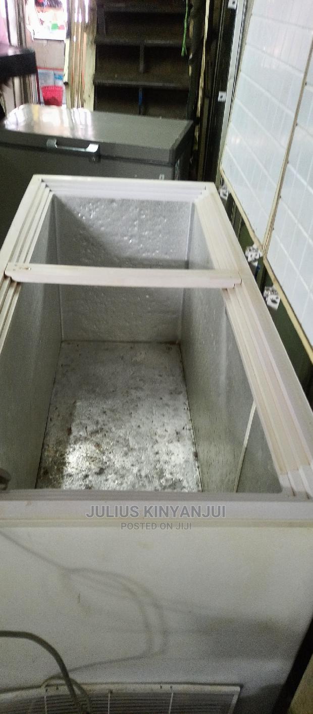 Double Door Freezer 650L - thumbnail 2