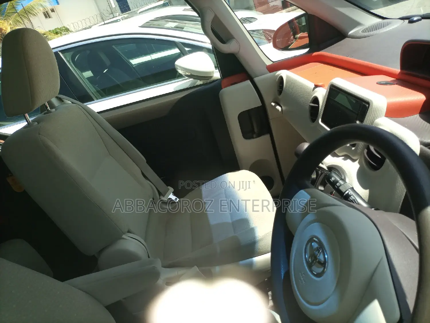 Toyota Porte 2015 Brown