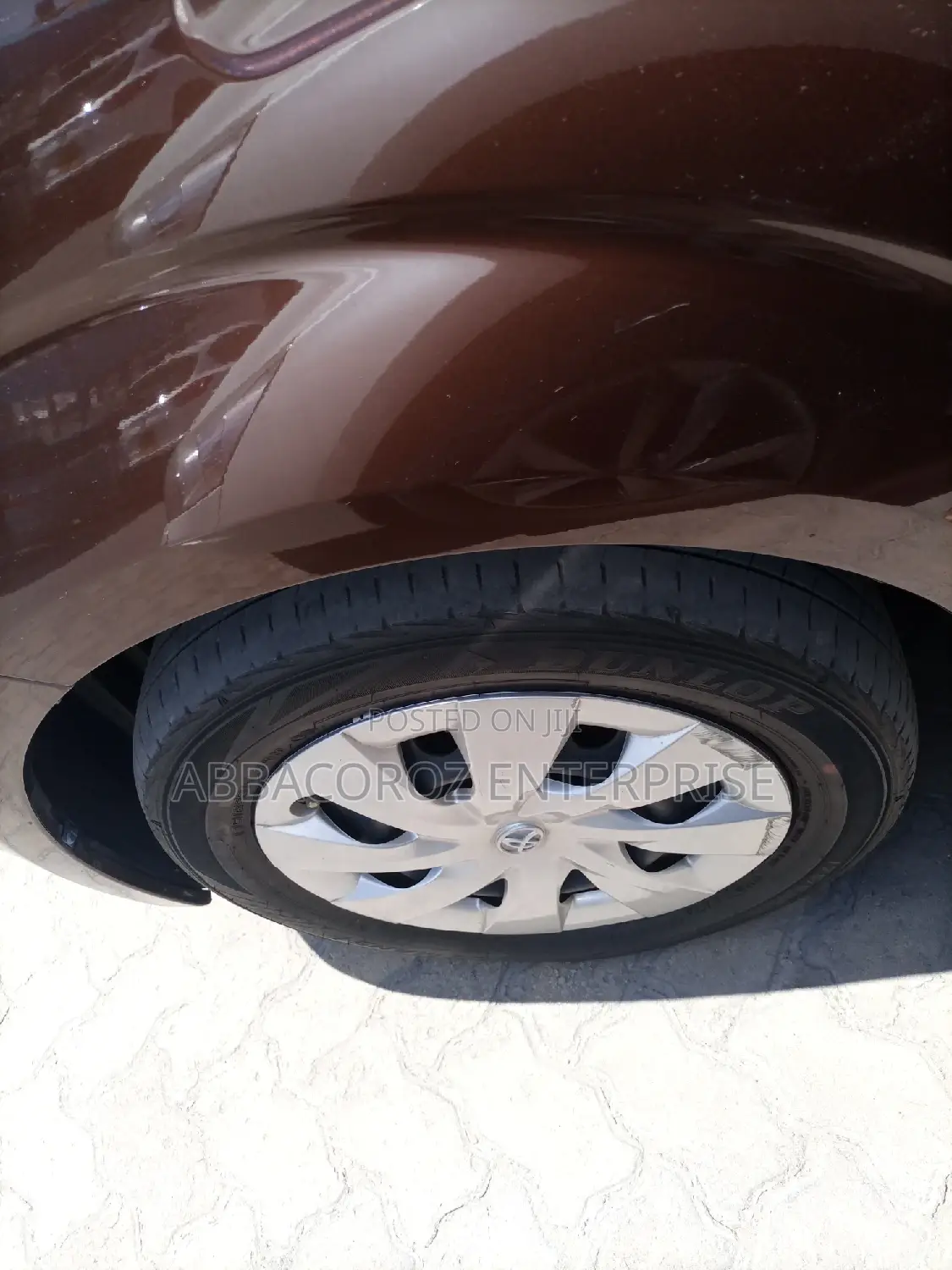 Toyota Porte 2015 Brown