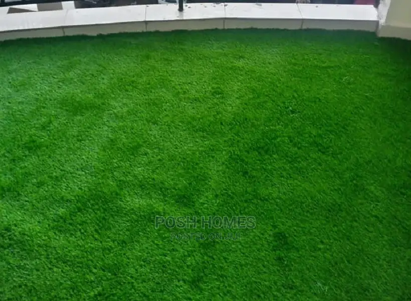 Green Balcony Artificial Turf Grass Carpet in Nairobi Central Garden
