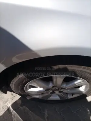 Toyota Avensis 2015 Silver