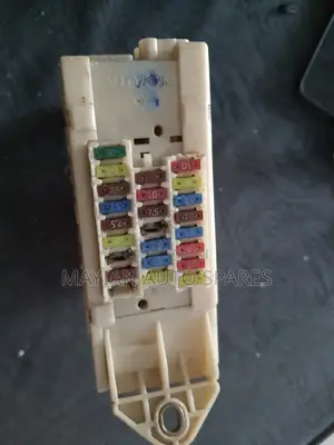 Dashbord Fusebox Mark X 2008.