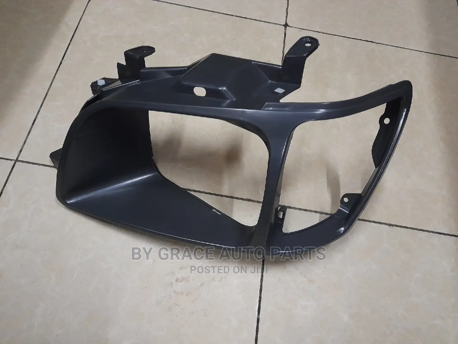 Finisher/Bumper Cover/Light Case Townace
