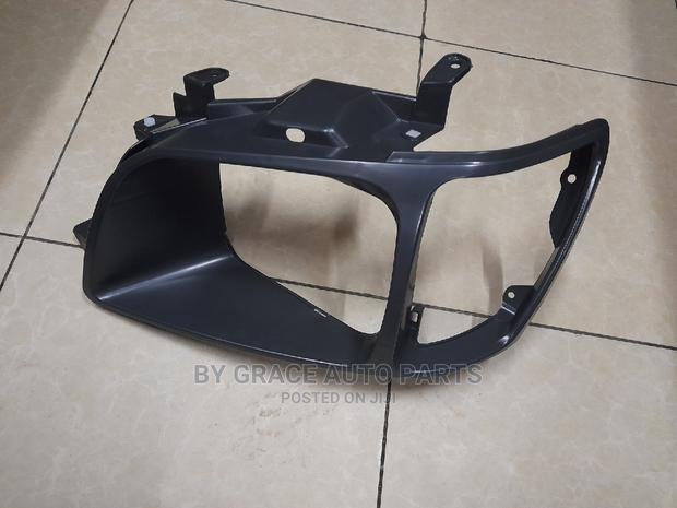 Finisher/Bumper Cover/Light Case Townace - main view