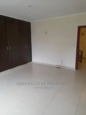 4bdrm Townhouse / Terrace in Karen for rent