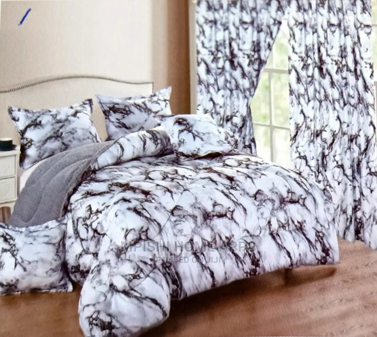 9 Piece Woolen Duvet With Curtain