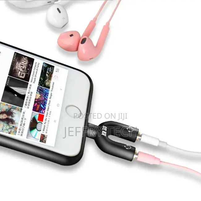 3.5 Jack "U" Model 2 in 1 Streamer Portable 3.5mm Aux Connec