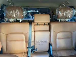 Toyota Land Cruiser 4.6 V8 ZX 2015 White