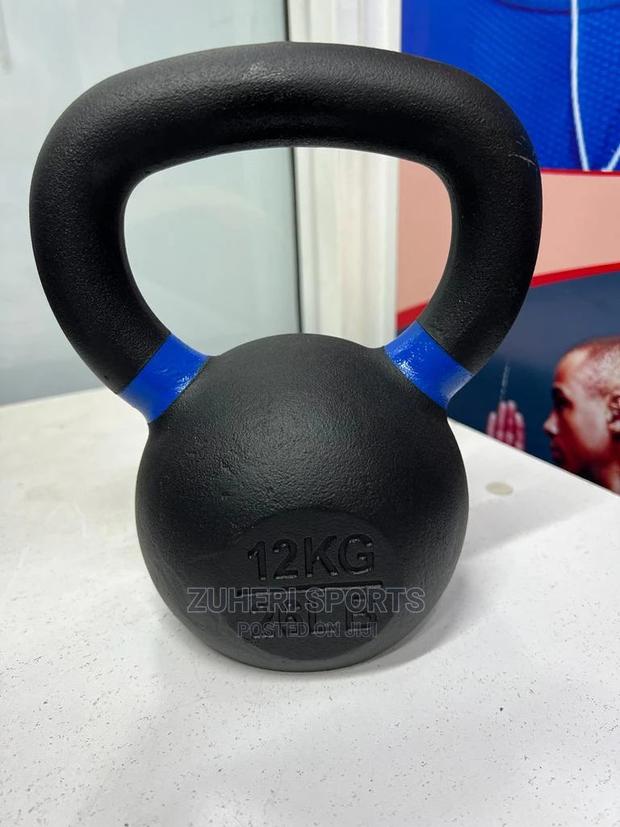 Kettlebells 12kg Cast Iron Black
