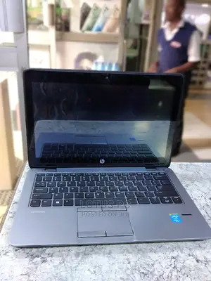 Laptop HP EliteBook 820 G2 4GB Intel Core I7 HDD 500GB