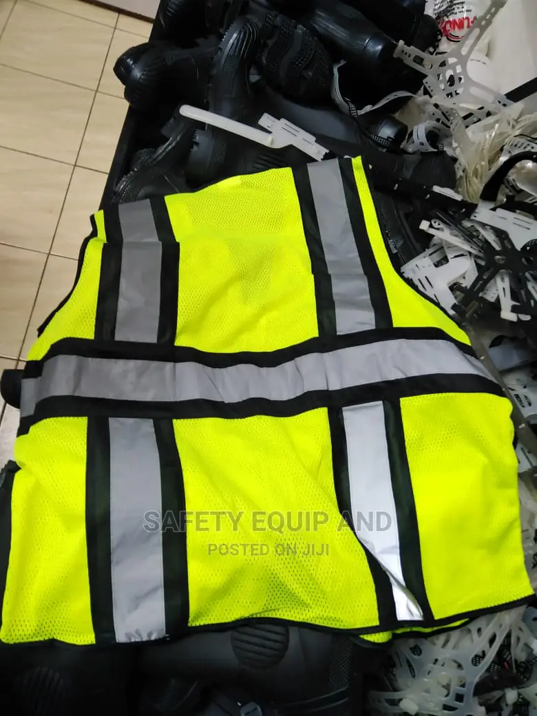 Feflective Vests