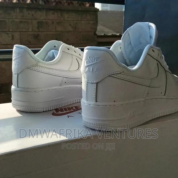 Nike Air Force 1 - thumbnail 3