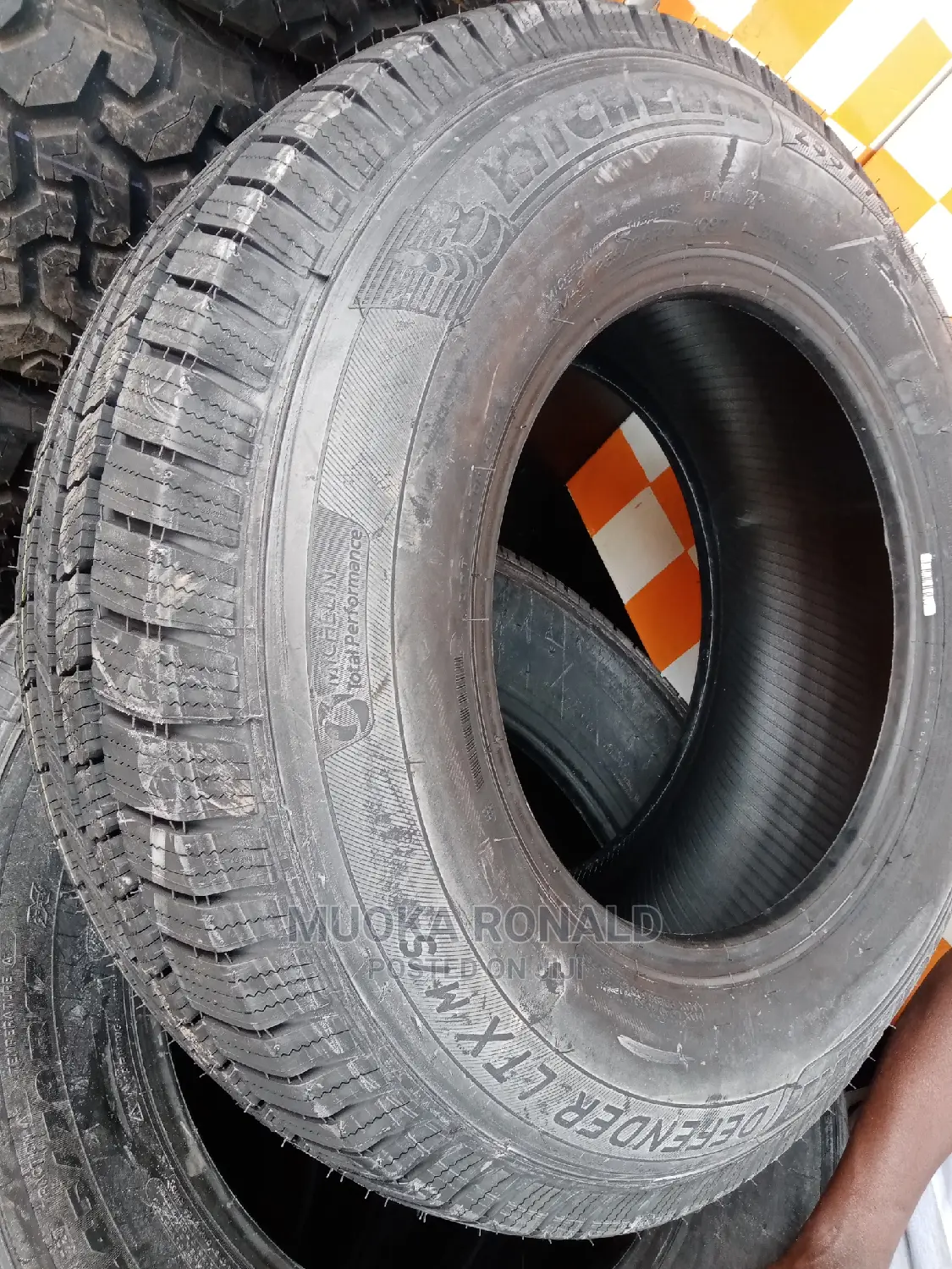 235/75r15 Michelin Tyre