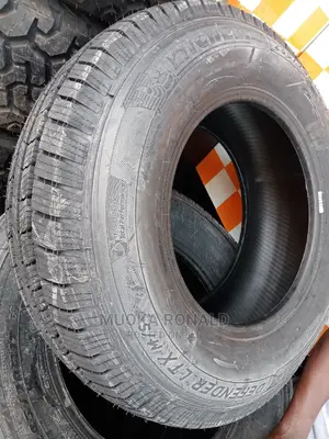235/75r15 Michelin Tyre
