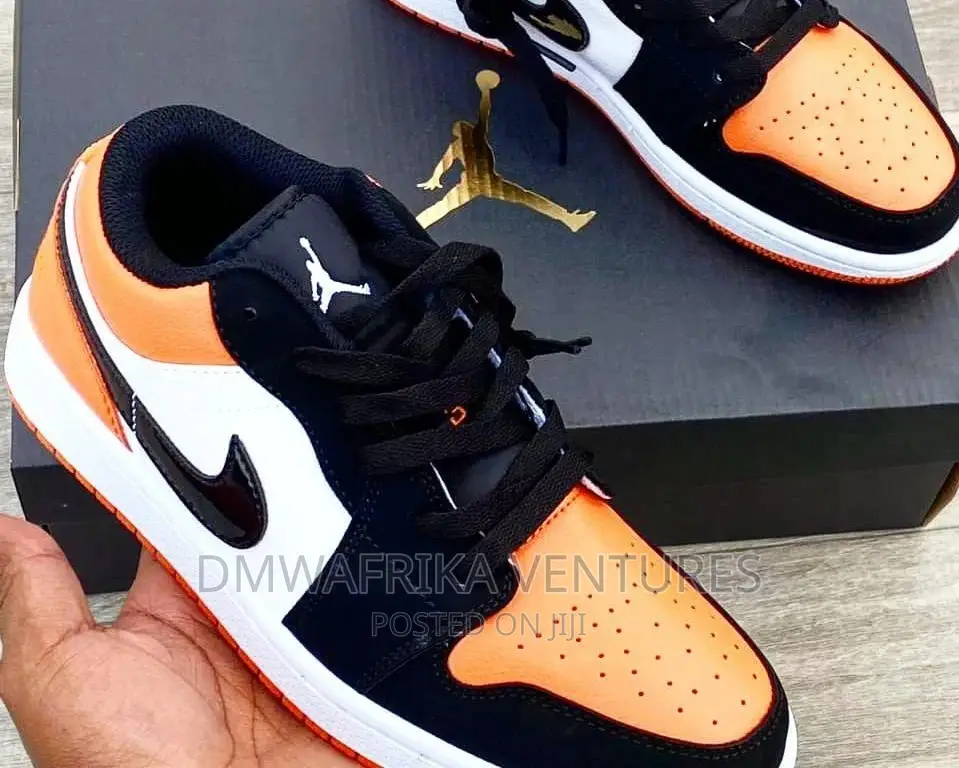 Air Jordan 1 Low