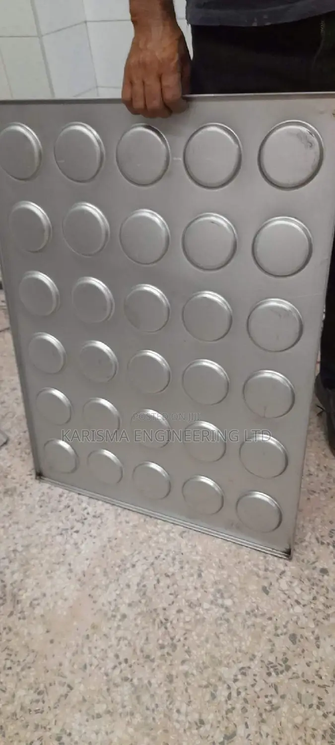 Baking Tins Available in All Sizes