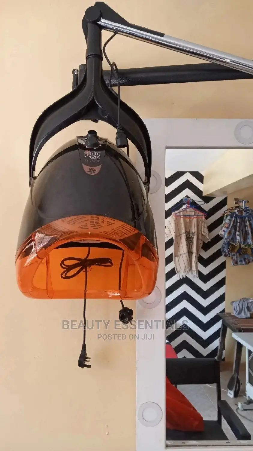 Egg Wall Dryer Black