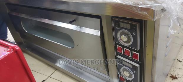 Single Deck Two Tray Oven - main view