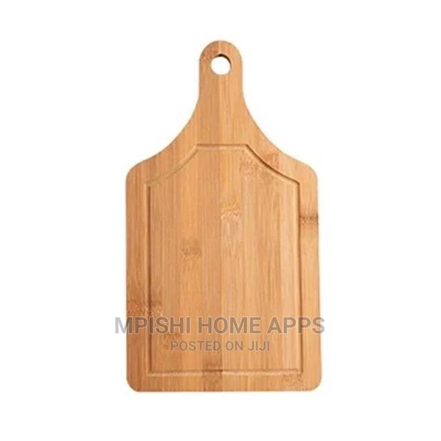Bamboo Chopping Board With Handle - thumbnail 6