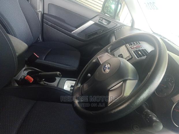 Subaru Forester 2016 Silver - thumbnail 2