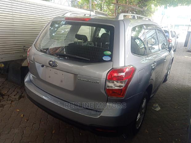 Subaru Forester 2016 Silver - thumbnail 4