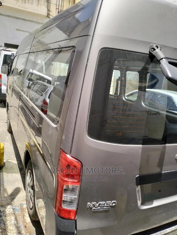 Nissan NV3500 2015 - thumbnail 9