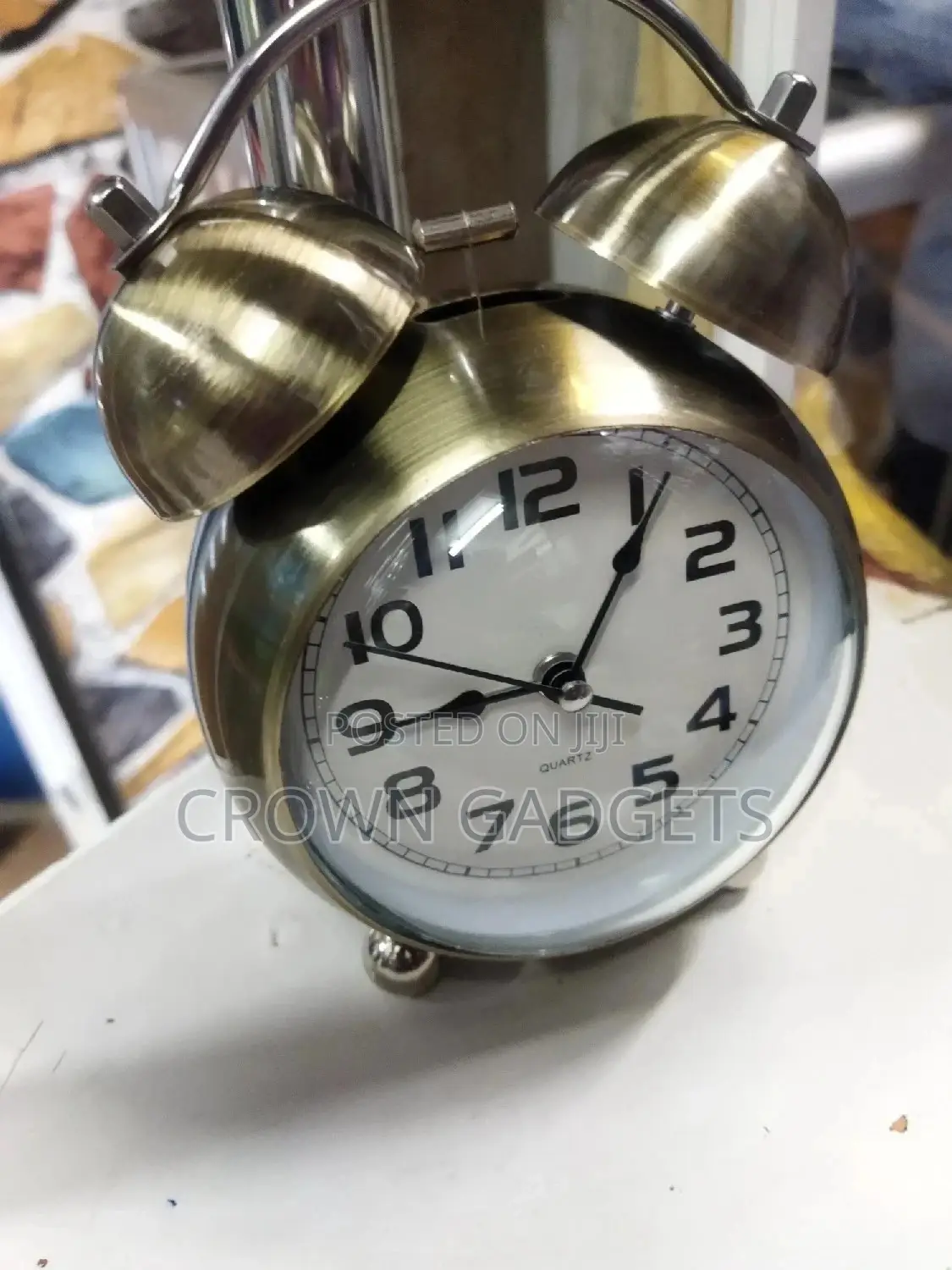 Trendy Bronze Vintage Battery Charger