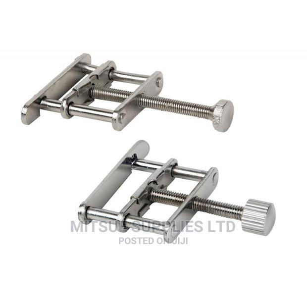 A Set of 10 Hoffman Clips