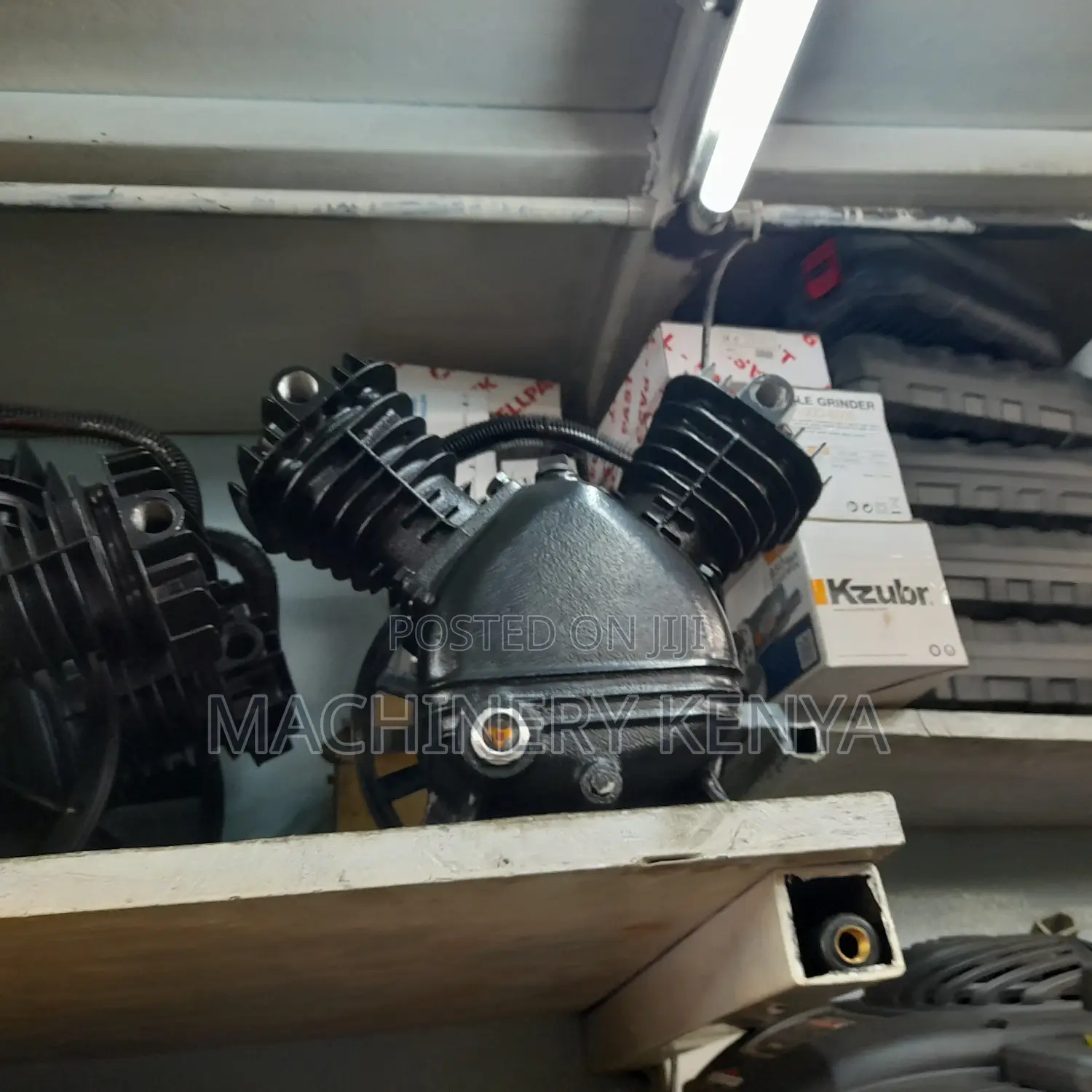 Compressor Head