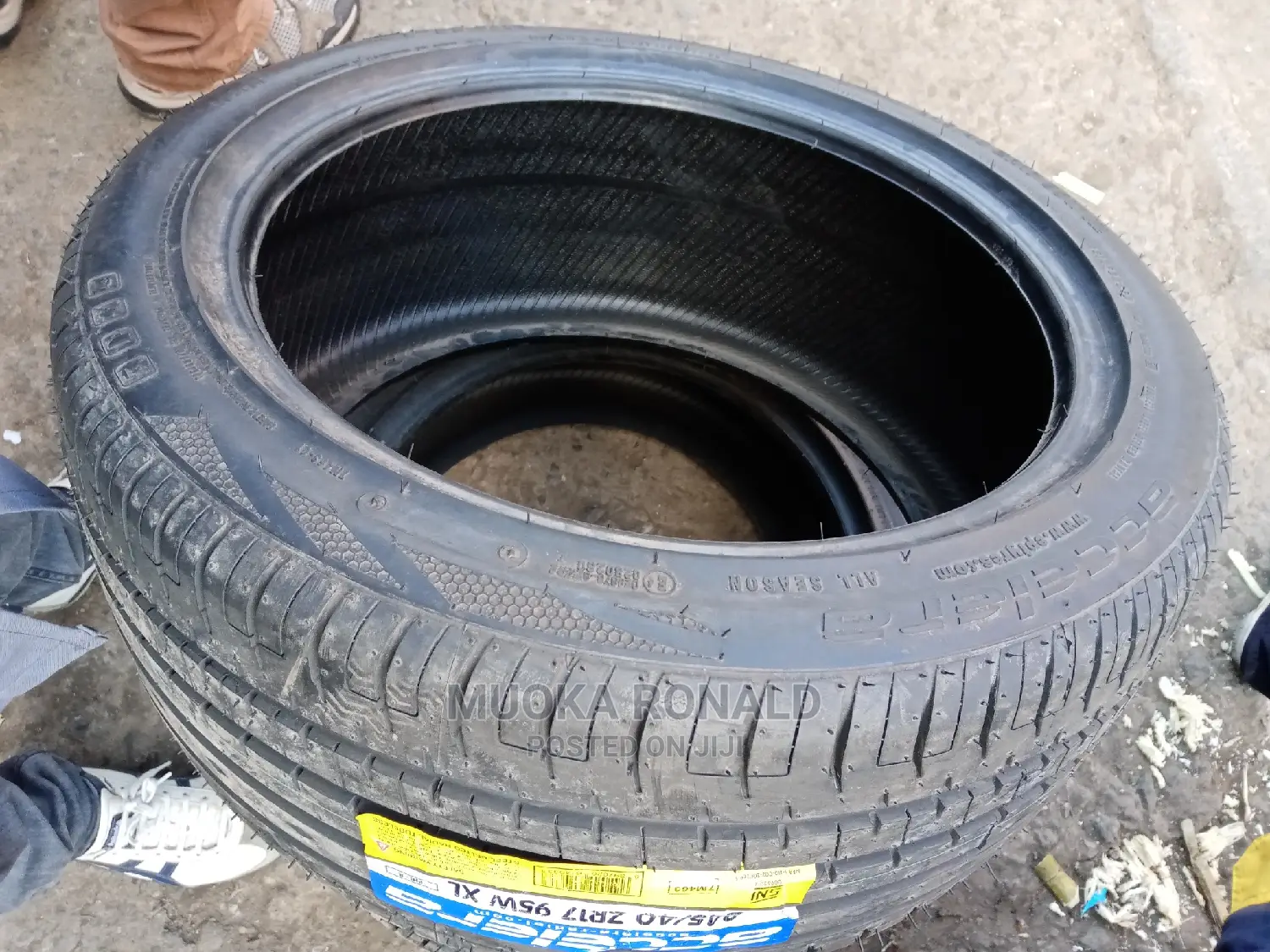 245/40r17 Accelera Tyre Made in Indonesia