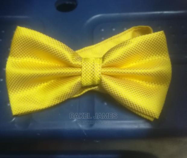Yellow Bowtie - main view