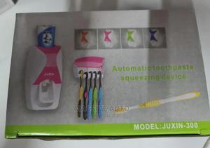 Toothpaste Automatic Dispenser - thumbnail 2