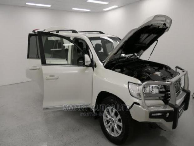 Toyota Land Cruiser 2015 White - thumbnail 4