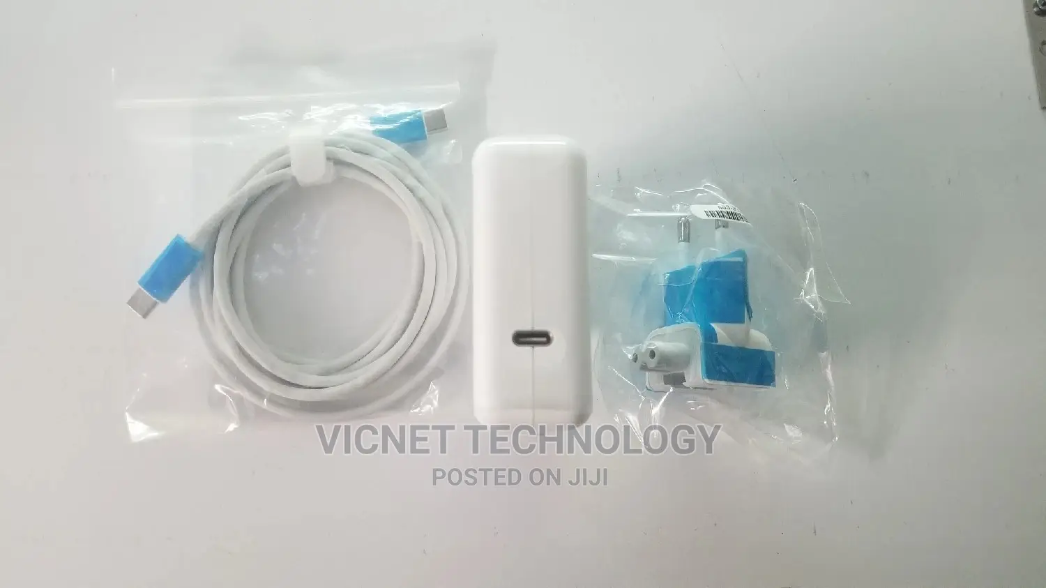 Macbook Type C Chargers