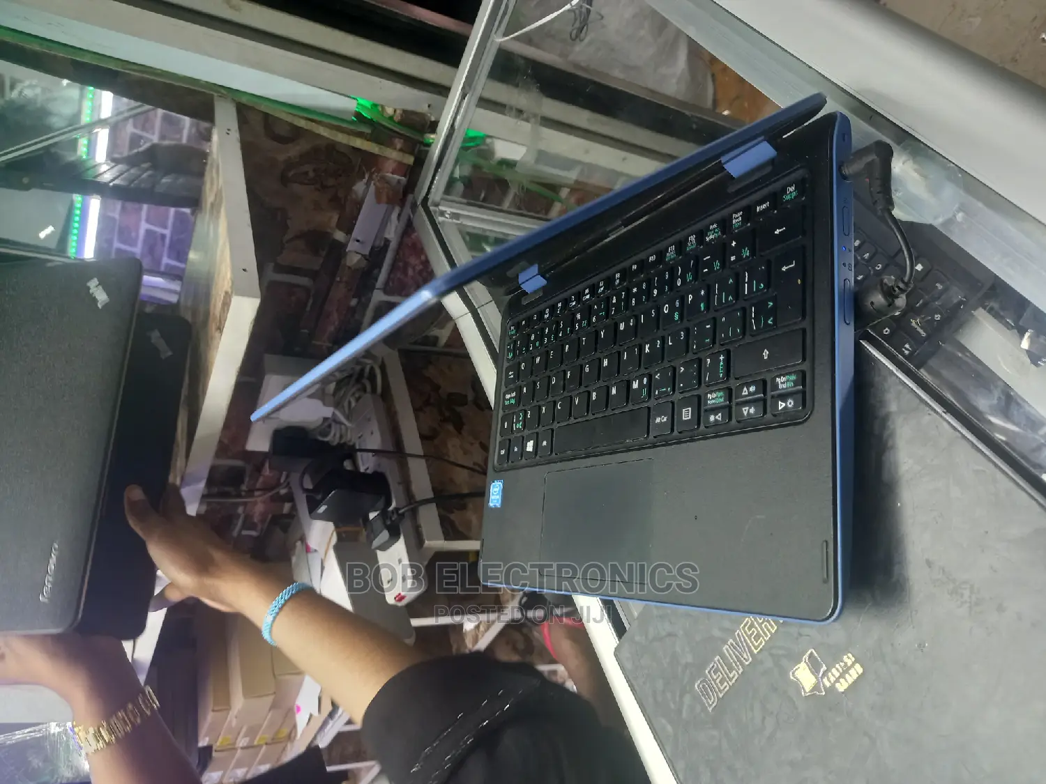 Laptop HP Mini 311 2GB Intel Atom 160GB