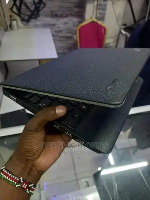Laptop Lenovo Thinkpad E15 4GB Intel Core I3 320GB