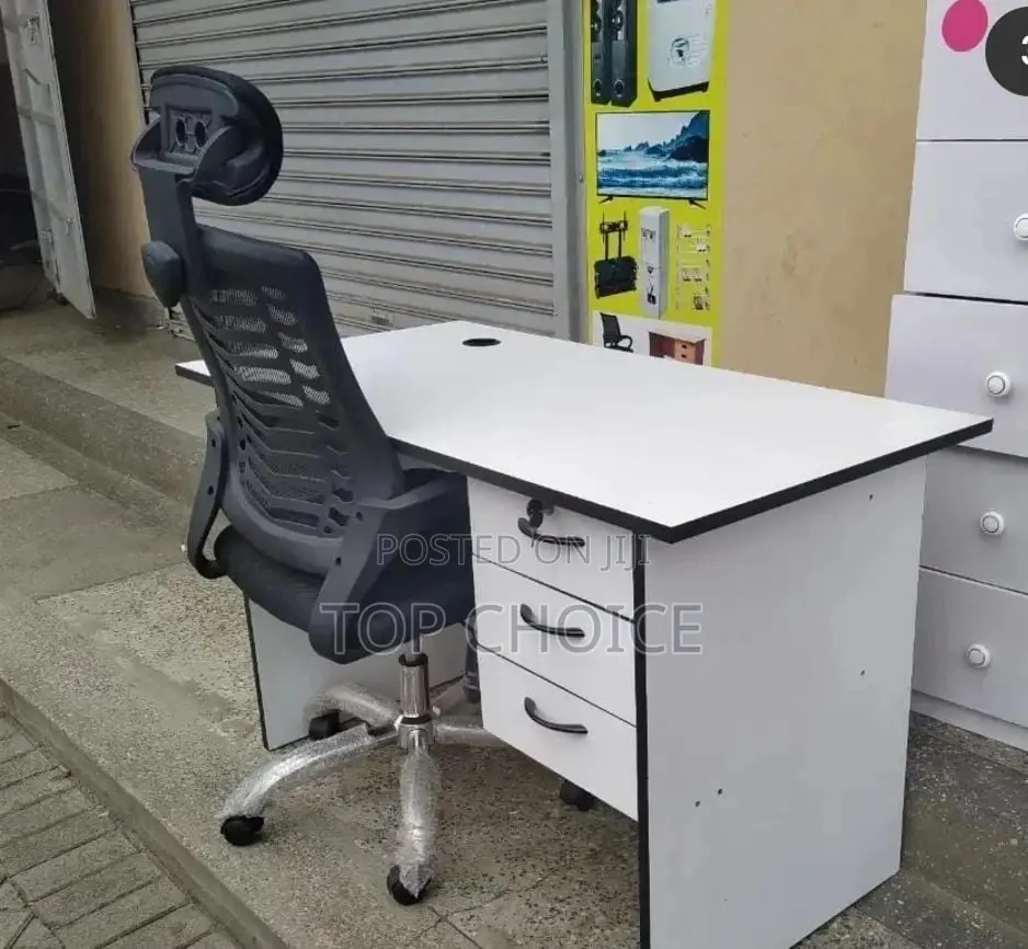 Office Chairs Headrest and Table