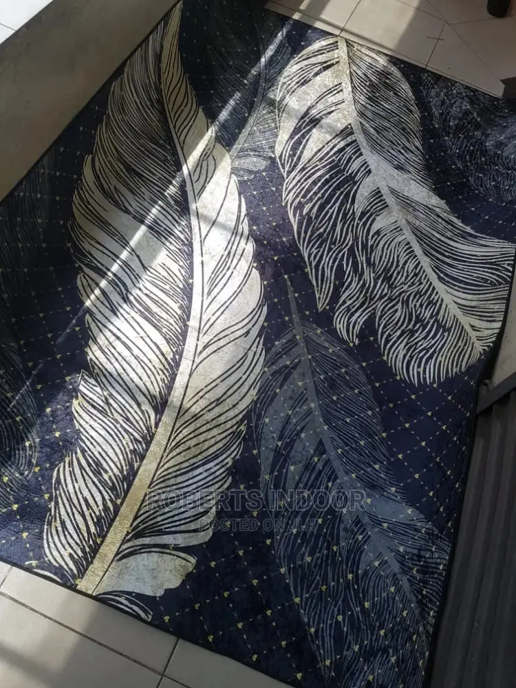 Feathered Elegant Carpet