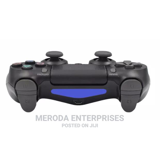 Sony PS4 Gaming Controllers - main view