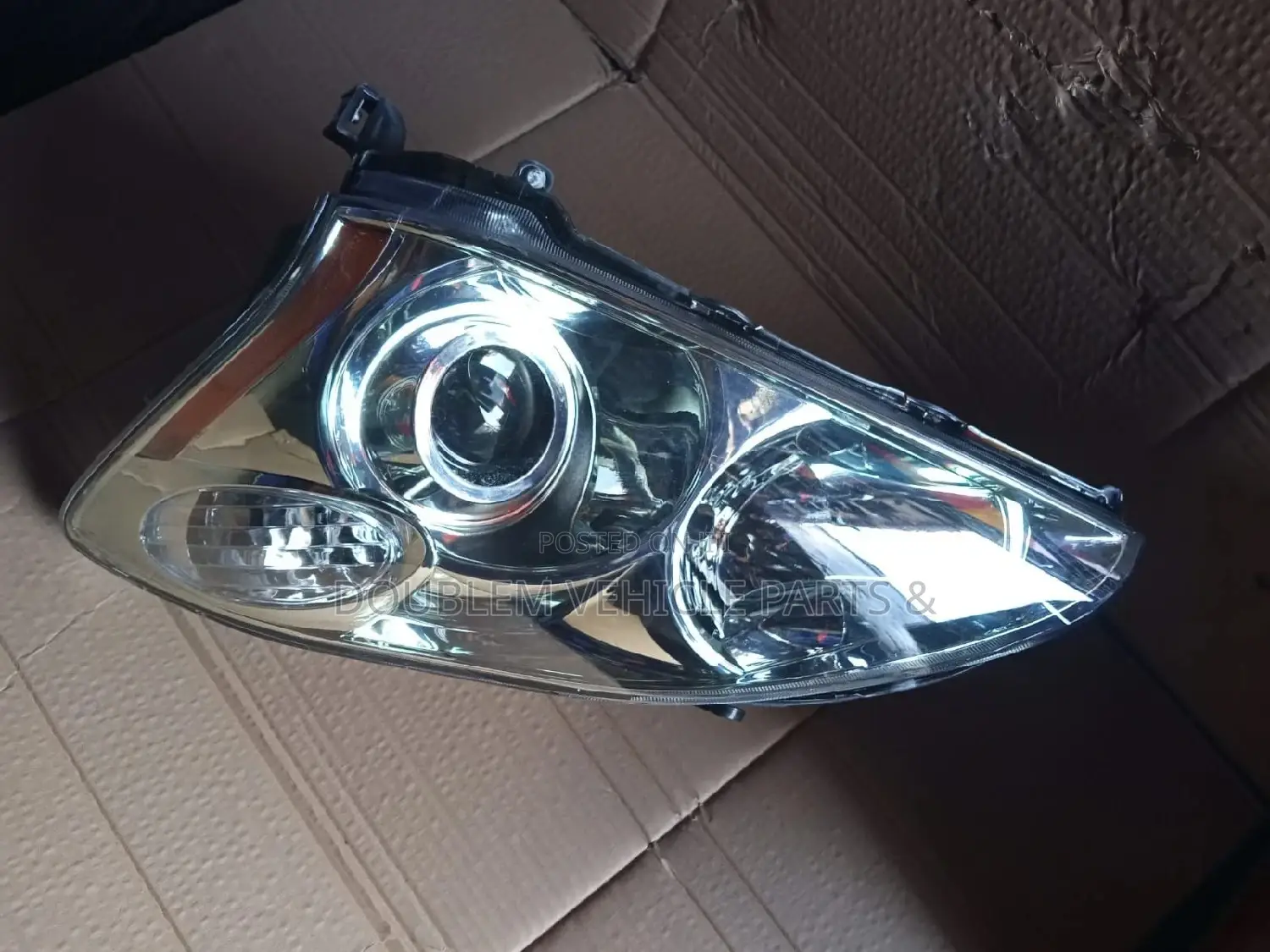 Headlamp Harrier 240 Xenon/Non Xenon