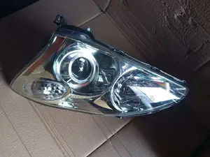 Headlamp Harrier 240 Xenon/Non Xenon