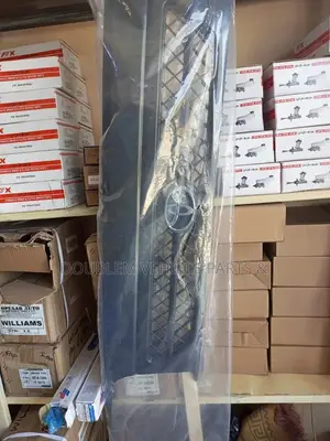 Front Grill Grey Toyota Shark/Hiace 3l/5l