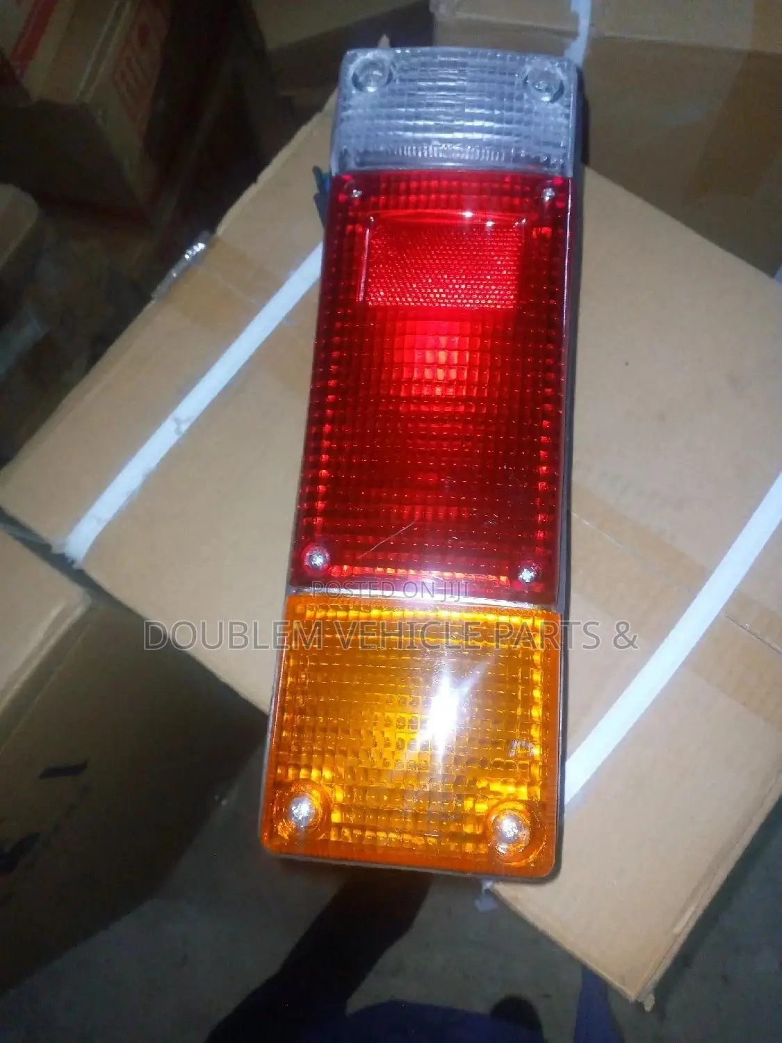 Tail Lamp Cabstar YH40
