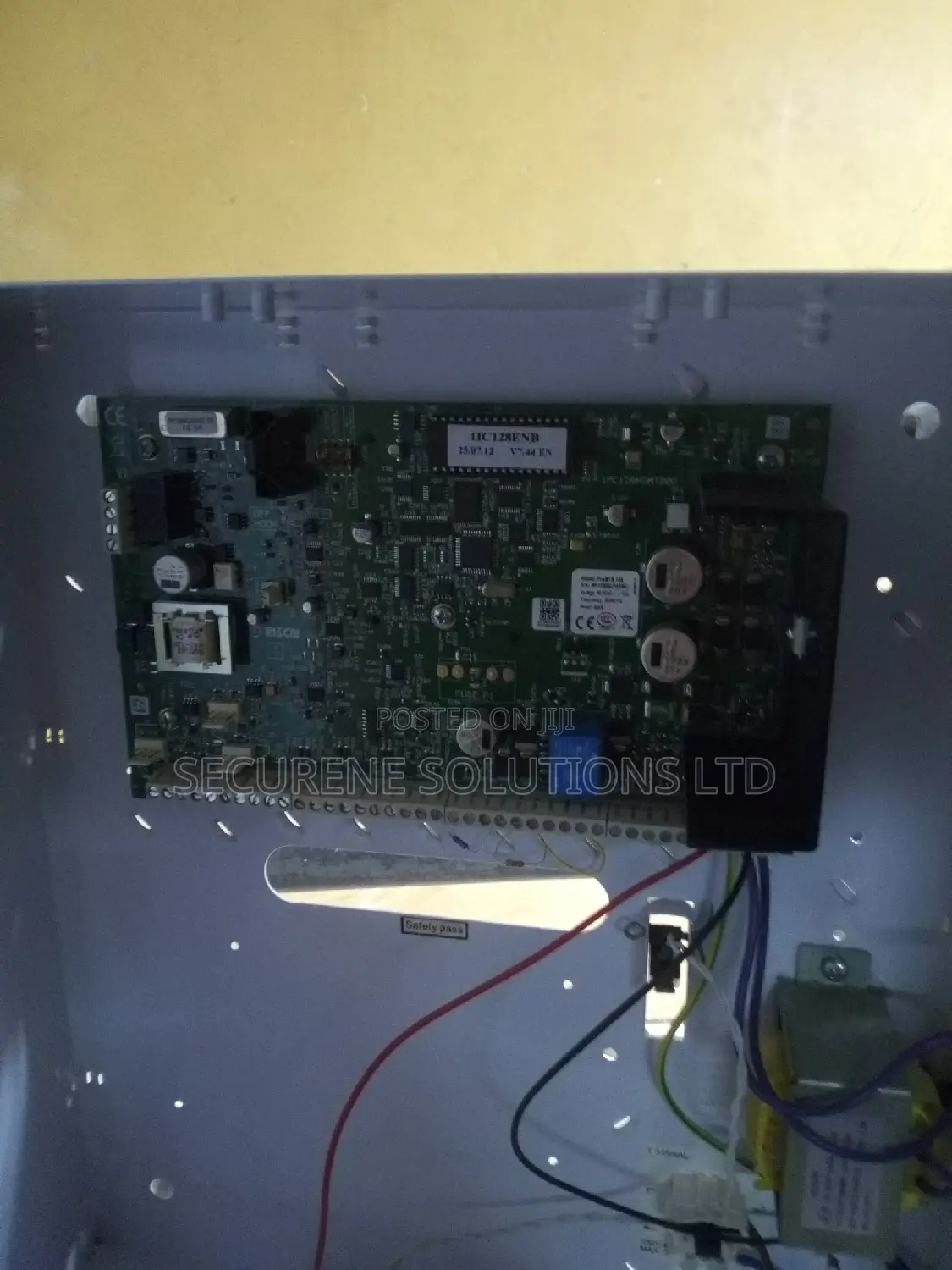 Secolink Intruder Alarm 8 Zone Panel